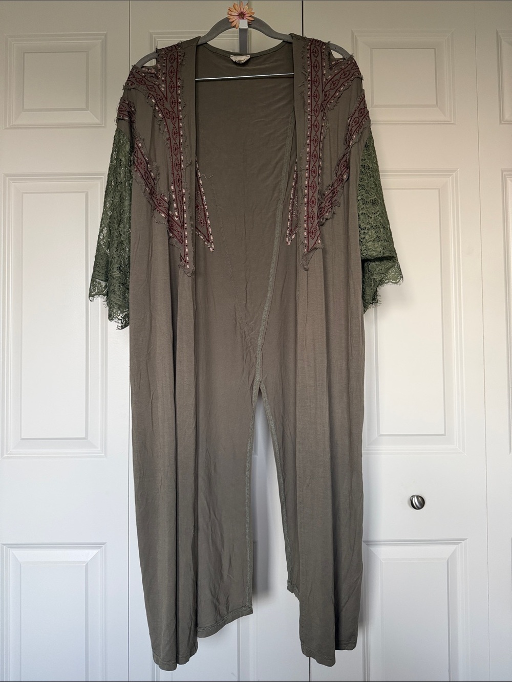 Women’s Embroidered Olive Green Lace Sleeves Back Slit Western Cardigan